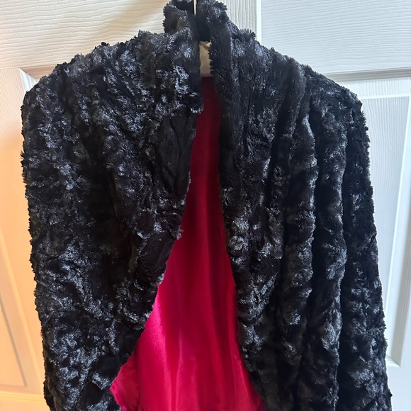 Chico's Jackets & Blazers - Chicos Black Velvet Victoria Cocoon Jacket Shrug Faux Fur